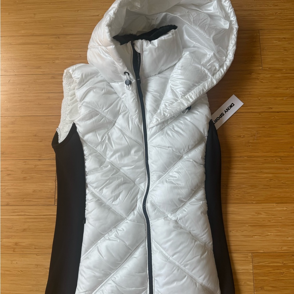 DKNY White and Black Quilted Ski Vest